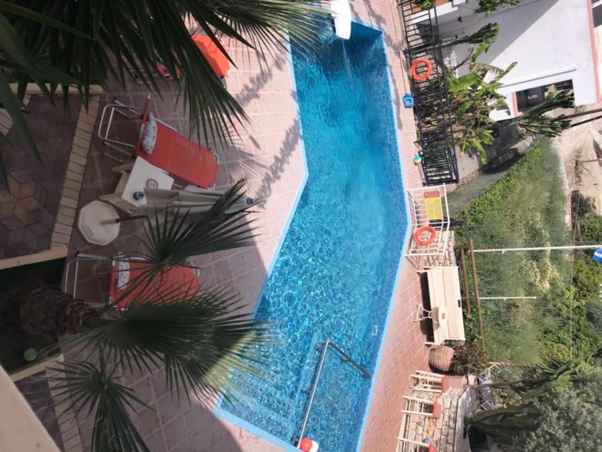 Vrisi Apartments & Villa Pitsidia Luaran gambar
