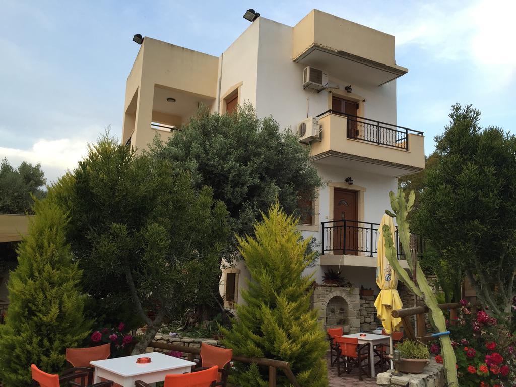 Vrisi Apartments & Villa Pitsidia Luaran gambar