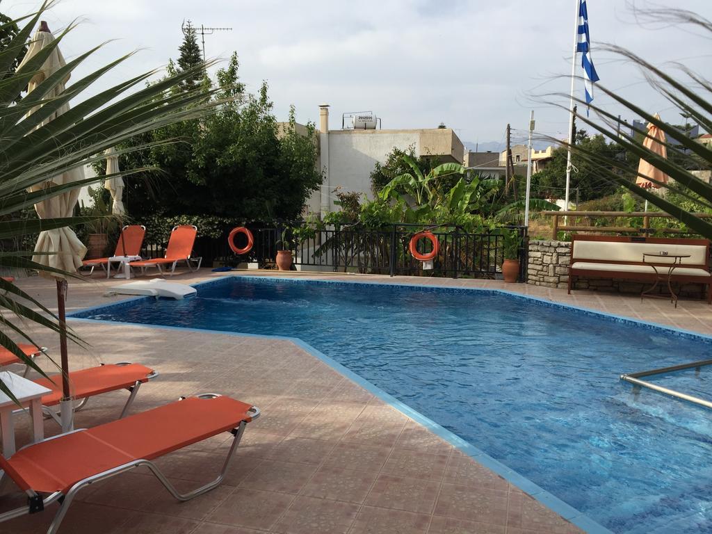 Vrisi Apartments & Villa Pitsidia Luaran gambar