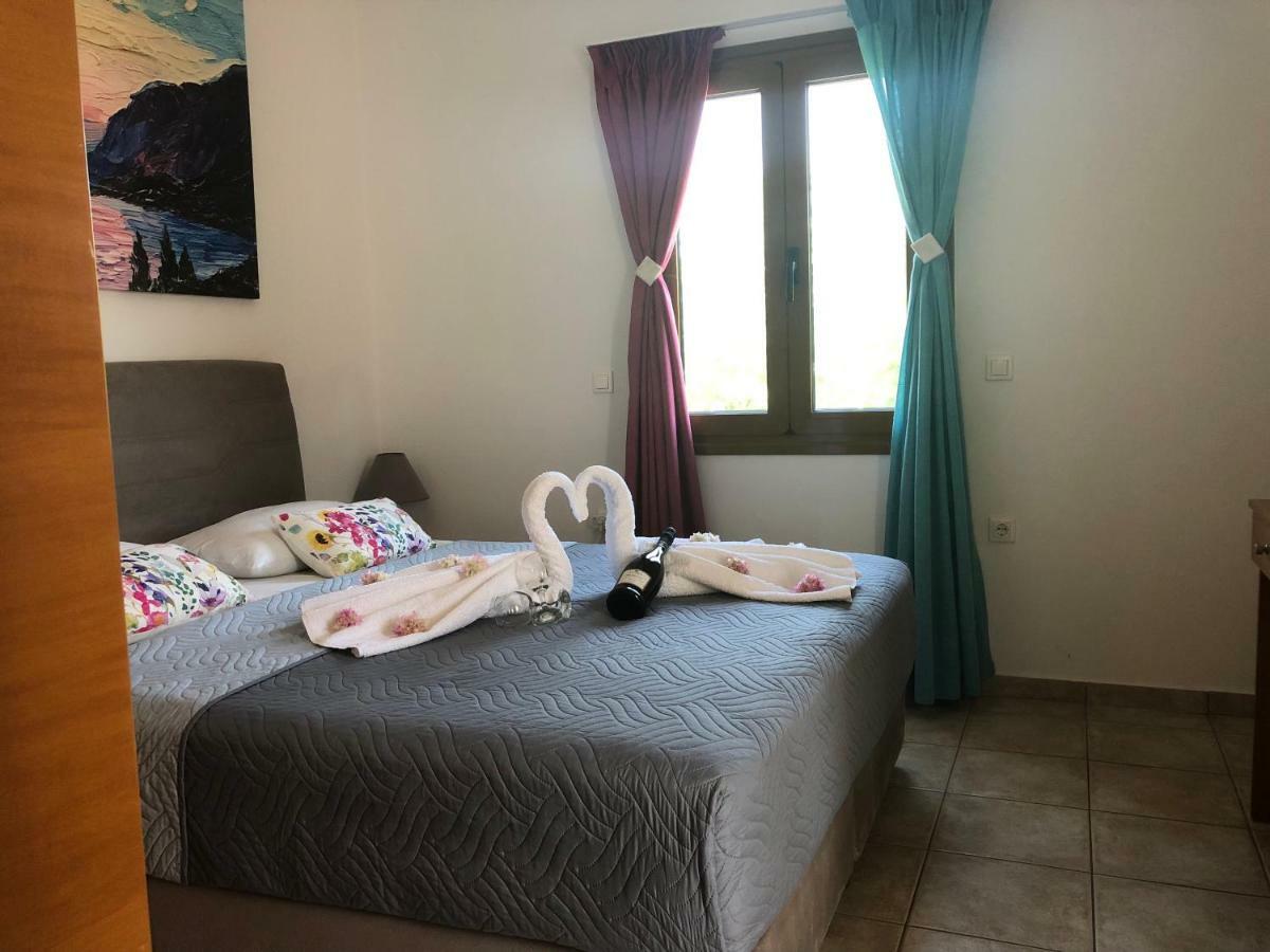 Vrisi Apartments & Villa Pitsidia Luaran gambar