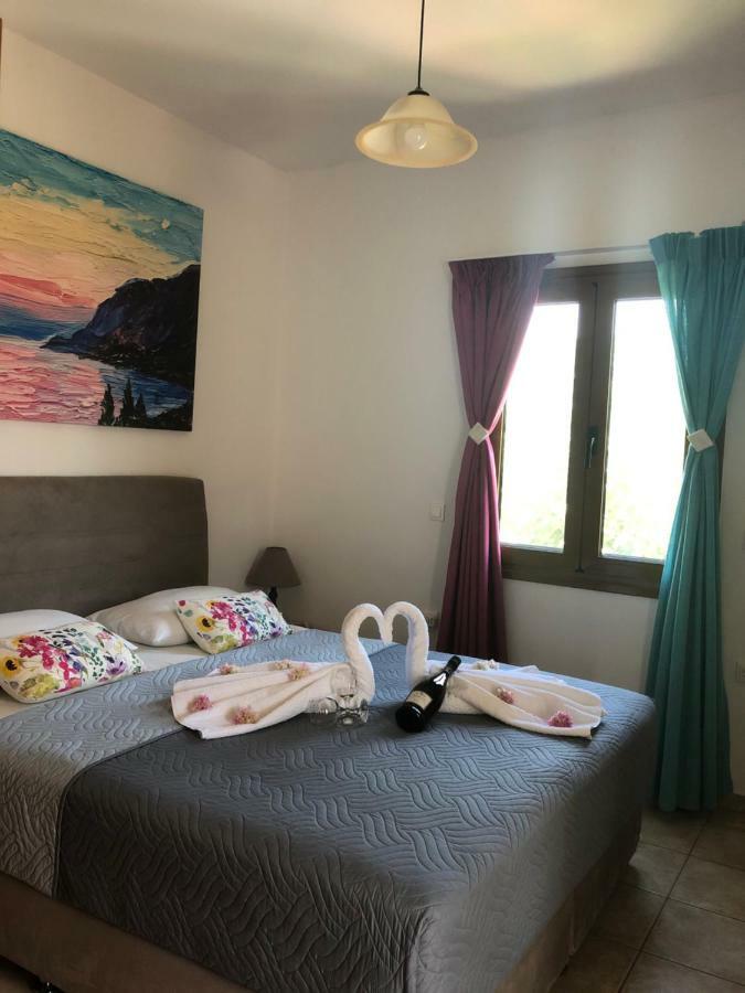 Vrisi Apartments & Villa Pitsidia Luaran gambar